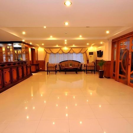 Jun Yue Hotel Phnom Penh Zewnętrze zdjęcie