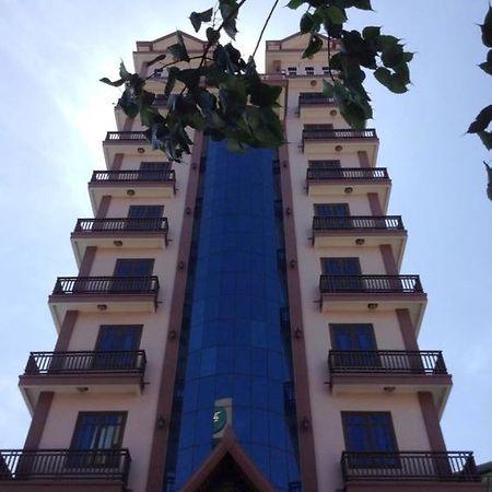 Jun Yue Hotel Phnom Penh Zewnętrze zdjęcie