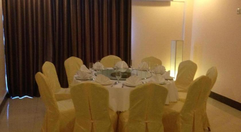 Jun Yue Hotel Phnom Penh Zewnętrze zdjęcie
