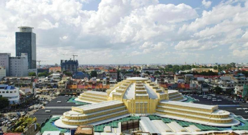 Jun Yue Hotel Phnom Penh Zewnętrze zdjęcie