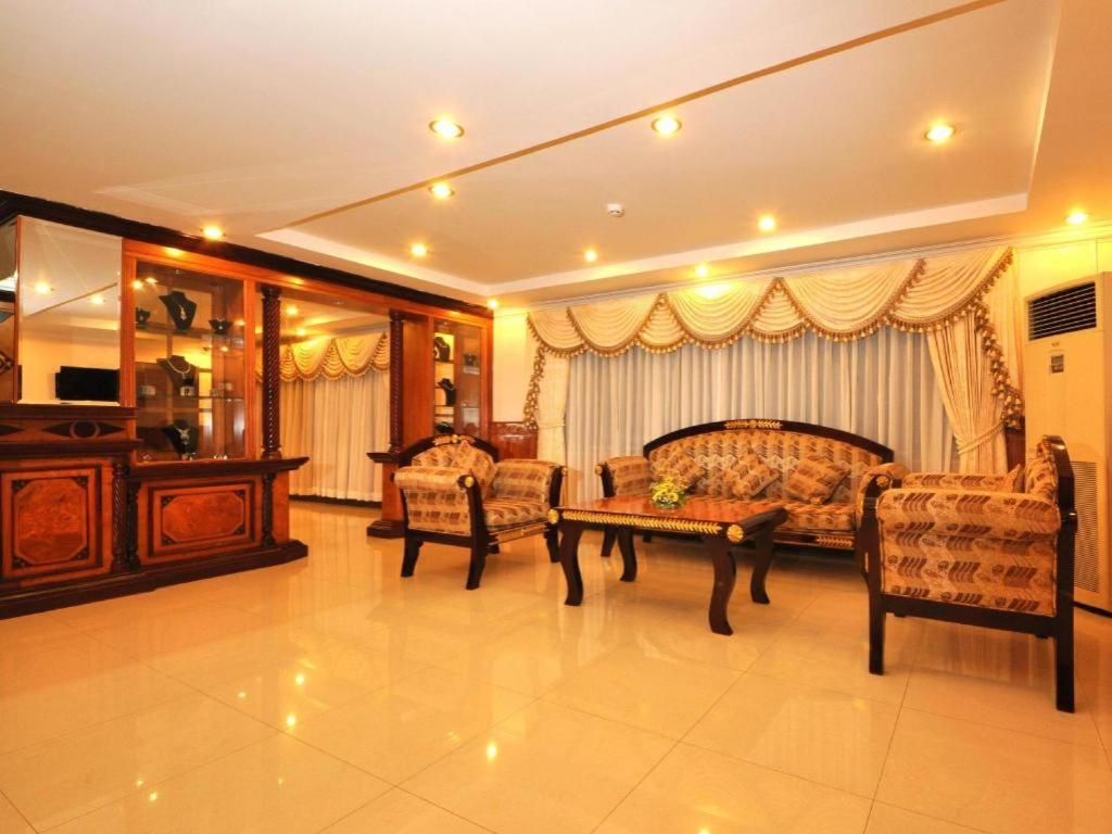 Jun Yue Hotel Phnom Penh Zewnętrze zdjęcie