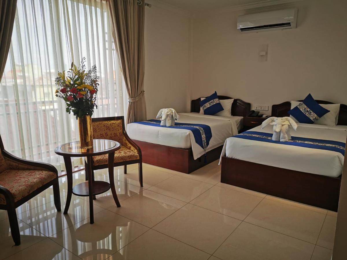 Jun Yue Hotel Phnom Penh Zewnętrze zdjęcie